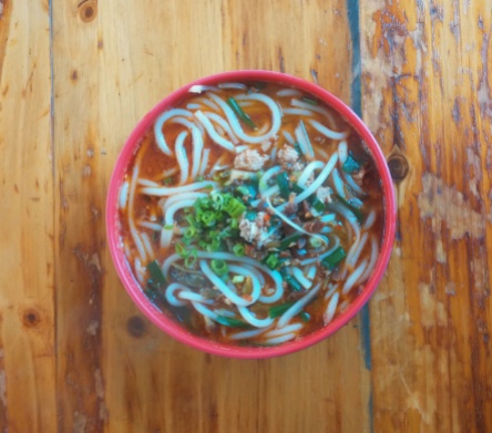 A bowl of 'mi xian', a Yunnan specialty